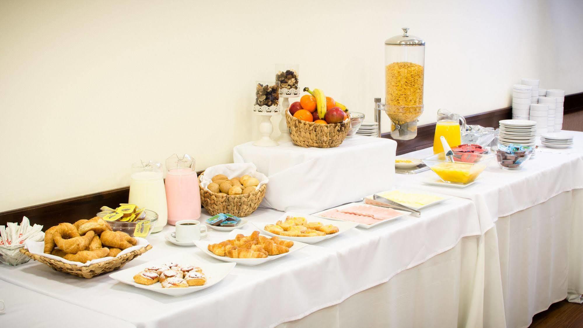 Ermitage Hotel Montevideo Luaran gambar